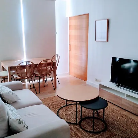 アパート En Con Piscina *