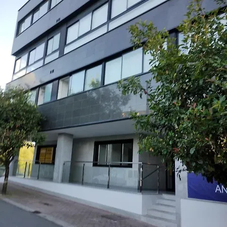 Apartment En Con Piscina