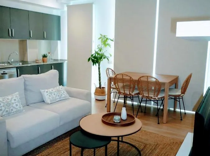 アパート En Con Piscina