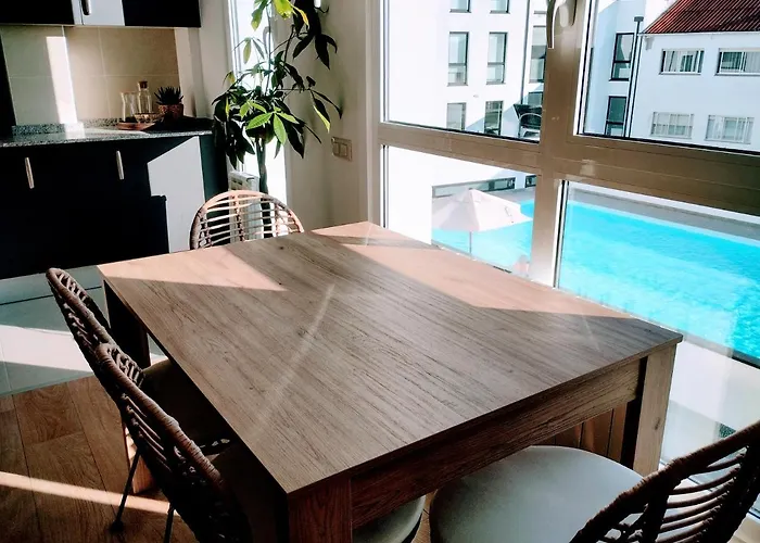 En Con Piscina アパート *